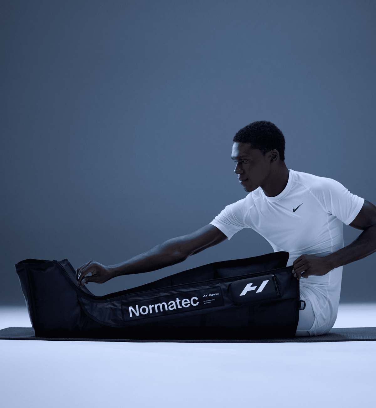 Hyperice Normatec Elite Legs Compression Boots - view 3