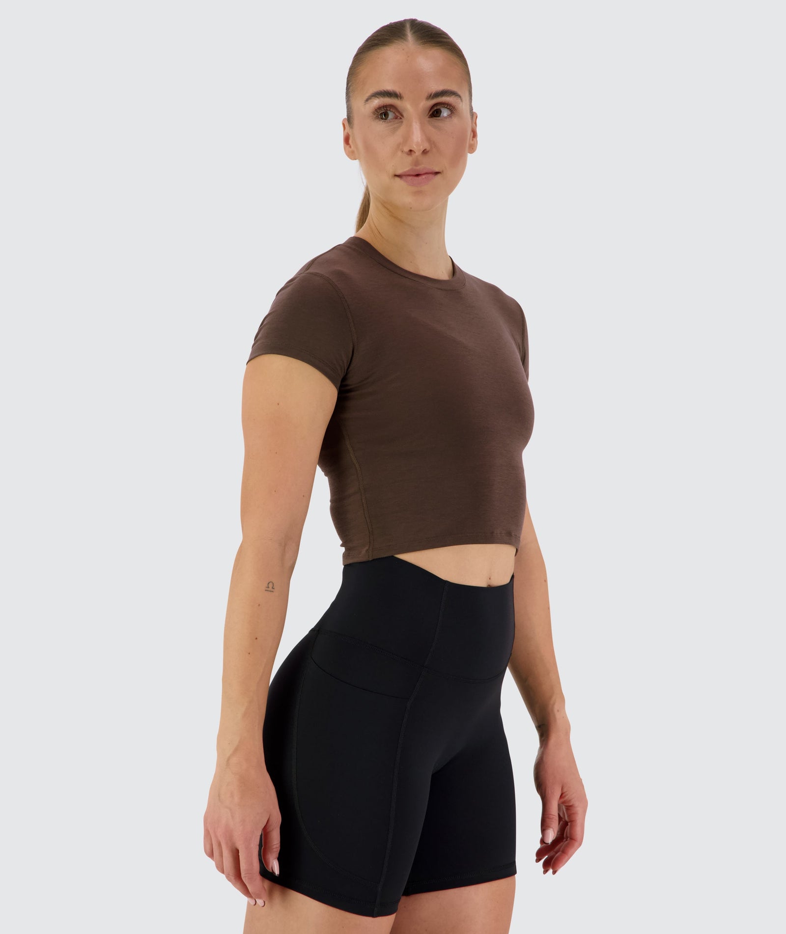 Cropped Short Sleeve